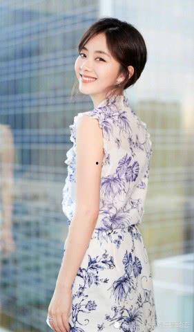 娱乐圈谭松韵吃瓜是谁,娱乐圈新瓜来袭,真相究竟如何? 第2张 娱乐圈谭松韵吃瓜是谁,娱乐圈新瓜来袭,真相究竟如何? 第2张