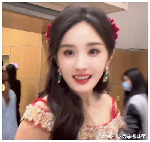 娱乐圈吃瓜爆料的文档,揭秘明星背后的故事 第3张 娱乐圈吃瓜爆料的文档,揭秘明星背后的故事 第3张