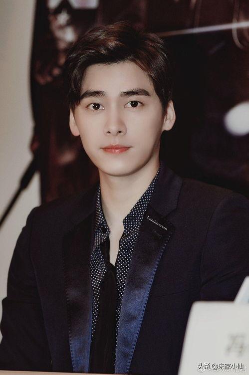 李易峰吃瓜娱乐完整版,全程回顾与深度分析 第3张 李易峰吃瓜娱乐完整版,全程回顾与深度分析 第3张