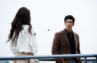 现在娱乐圈吃瓜现状如何,揭秘吃瓜群众的狂欢盛宴  第1张