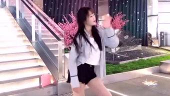 吃瓜阿姨侃娱乐,吃瓜阿姨揭秘娱乐圈幕后故事  第2张